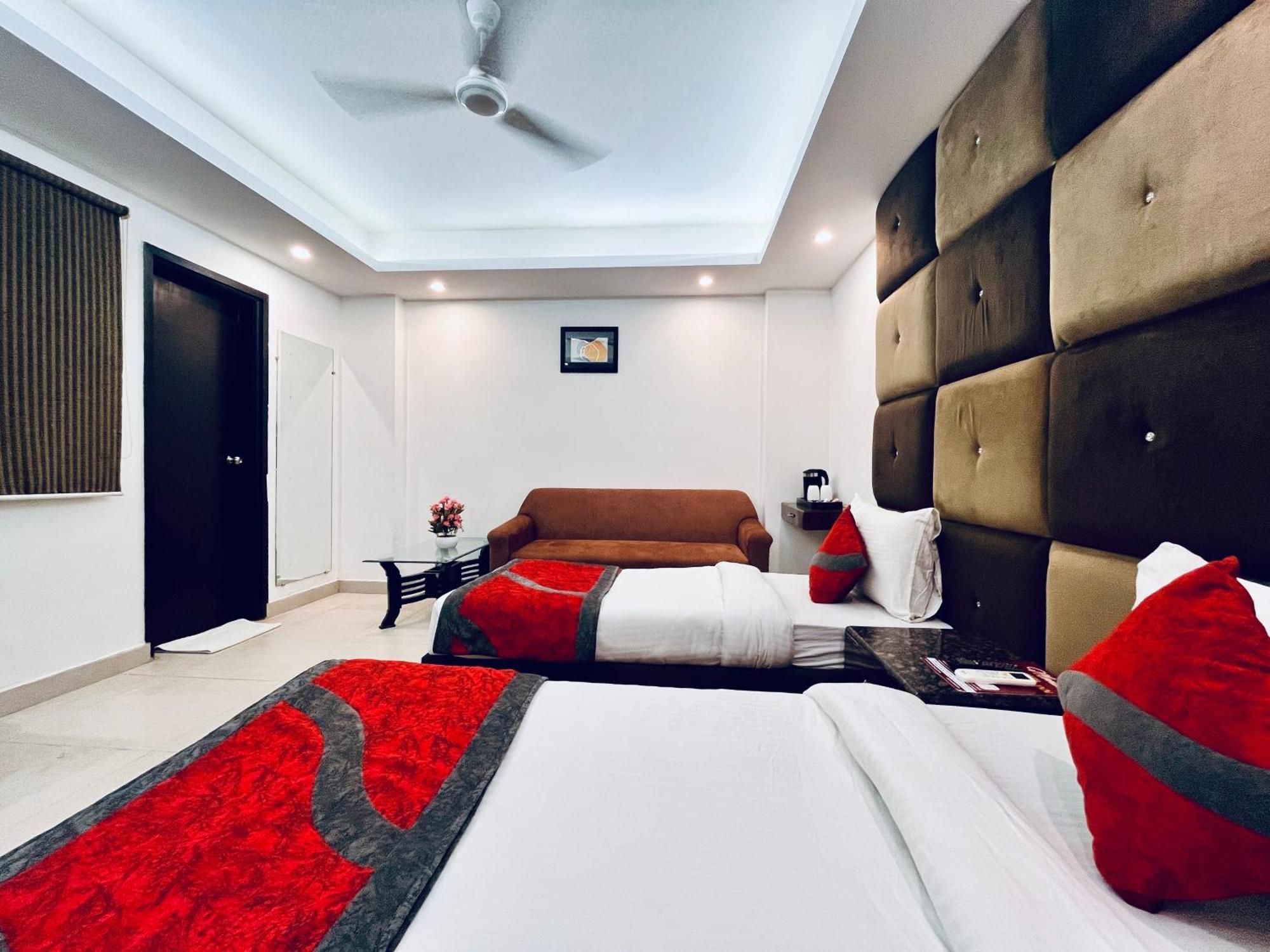 Hotel The Gold Inn - Karol Bagh Delhi المظهر الخارجي الصورة